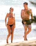 Lara Bingle sunbathing topless in Hawaii (8/2014), p. 3