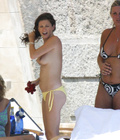 Anna Friel - sunbathing topless in Mexico (August 2003)