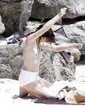Charlotte Gainsbourg - fully nude on the beach (5/2009)