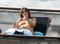 Elizabeth Hurley - sunbath in Capri, Italy (7/2005)