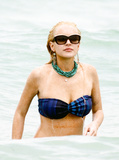 Lindshey Lohan bikini oops (5/2011)