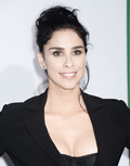 Sarah Silverman shows hairy pussy