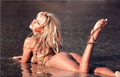 Pamela Anderson Hot (84 Photos)