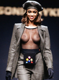 Tyra Banks ("America's Next Top Model") NUDE